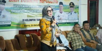 Bupati Andi Ina Turun Langsung Temui Petani, Serap Aspirasi Lewat Tudang Sipulung di Sepee