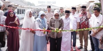 Bupati Andi Ina Resmikan Wirgal Zamzam, Destinasi Kuliner Tradisional Baru di Barru