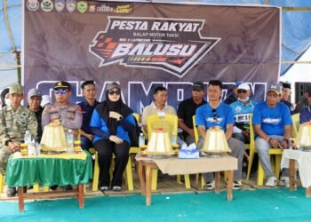 Wabup Barru Buka Pesta Panen dan Balap Motor Taksi Gabah di Balusu, Doro