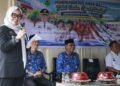 Dukung Pencegahan Stunting, Bupati Barru Salurkan 3.840 Pcs Susu untuk 64 Anak di Tanete Rilau