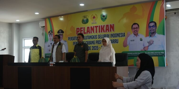 Hardiman Tabi Wakili KONI Barru Hadiri Pelantikan Ketua PBSI Periode 2025–2029